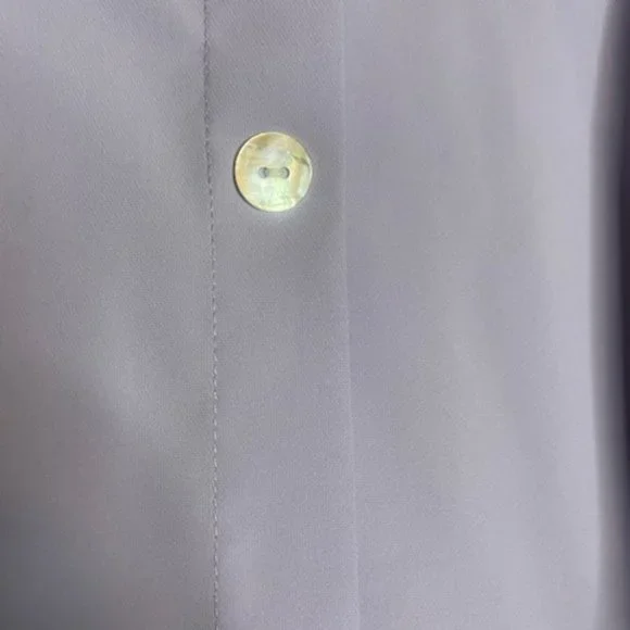 Lavender Blouse NWOT Size M - Picture 4 of 4